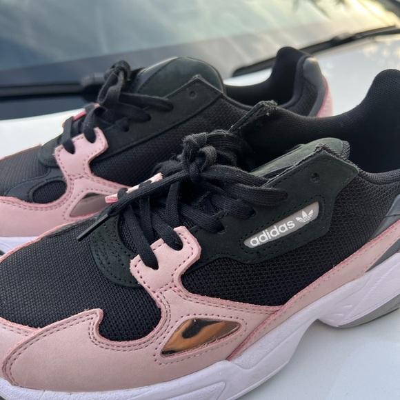 Women’s Adidas Falcon - Picture 4 of 5
